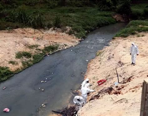 120 mangsa pembuangan bahan sisa kimia di sungai kim kim pasir gudang membuat laporan polis bagi menuntut ganti rugi. Students, fishermen among those suing over Sg Kim Kim ...