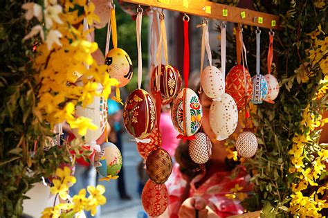 Ukrainian Easter Traditions Ukrainian People