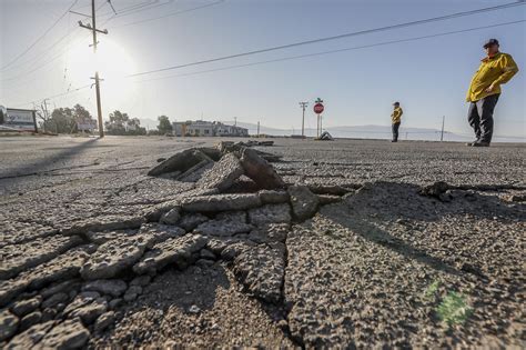 Damage to homes, but no deaths reported, in 7.1 magnitude California 