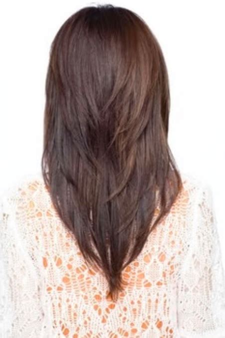 Hair is arranged into layers, with the top layers (those that grow nearer the crown) cut shorter than the layers beneath. Long Hair with a V Shape Cut at the Back - Women Hairstyles