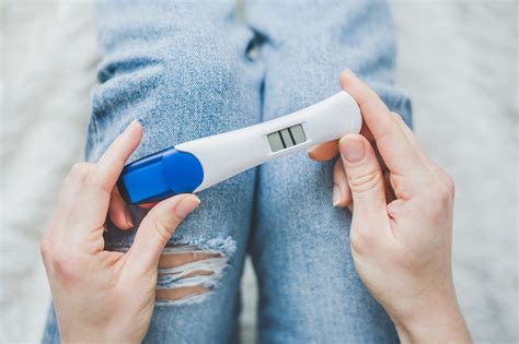 Wie sagen euch, was man dabei unbedingt beachten sollte. Schwangerschaftstest - ab wann ist er sicher? | MeinBaby123.de