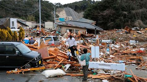 This opens in a new window. Live updates: 8.9 earthquake rocks Japan - Pacific on ...