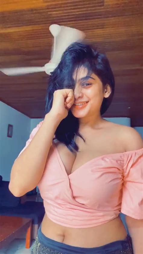 Watch Piumi Hansamali Porn Video Nudespree Com