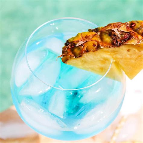 Ocean Breeze Cocktail The Perfect Poolside Drink Bowl Me Over