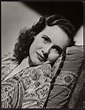 THERESA WRIGHT - (Photographed by Ken Lobben, 1944) | Teresa wright ...