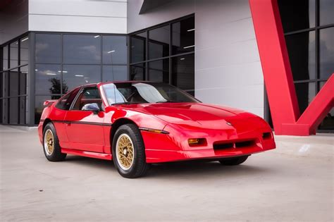 1988 Pontiac Fiero Gt With 108 Miles Up For Grabs Video Gm Authority