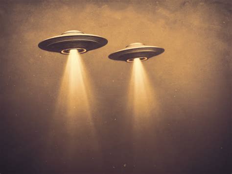 Vintage Ufo Stock Photos Pictures And Royalty Free Images Istock