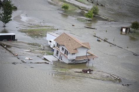 More Than 100 Evacuation Orders In Grand Forks Lifted News 1130