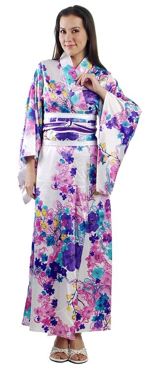 Delicate Kimono Long Yukata And Kimono Neve Bianca