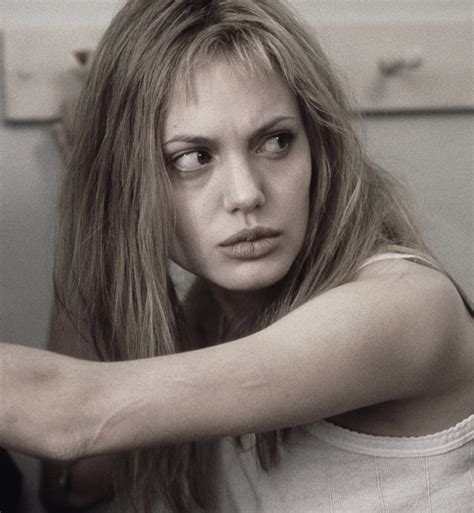 Angelina Jolie As Lisa Rowe In Girl Interrupted 1999 Girl Interrupted Girl Interrupted Lisa