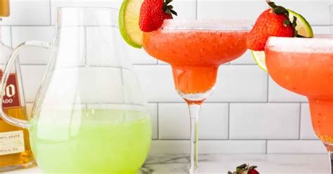 Fresh Strawberry Margarita ⋆ Real Housemoms