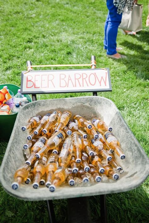 A backyard wedding gives you freedom and flexibility, you can be creative, you can have fun, you while couples planning backyard weddings tend to relish taking time to set up and decorate their who's going to serve the food and work the bar at your wedding? 22 Rustic Backyard Wedding Decoration Ideas on A Budget ...