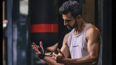 T20 World Cup 2021 Know What Shoaib Malik Does To Keep Himself Fit In