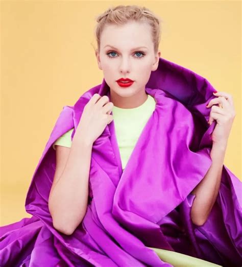 30 Sexy Photos Taylor Swift On The Internet Popmedley
