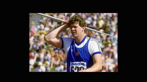 Uwe hohn is one of the only players to throw a javelin 100 meters or more. 10 Brilliant World Records in Sports | Guinness World ...