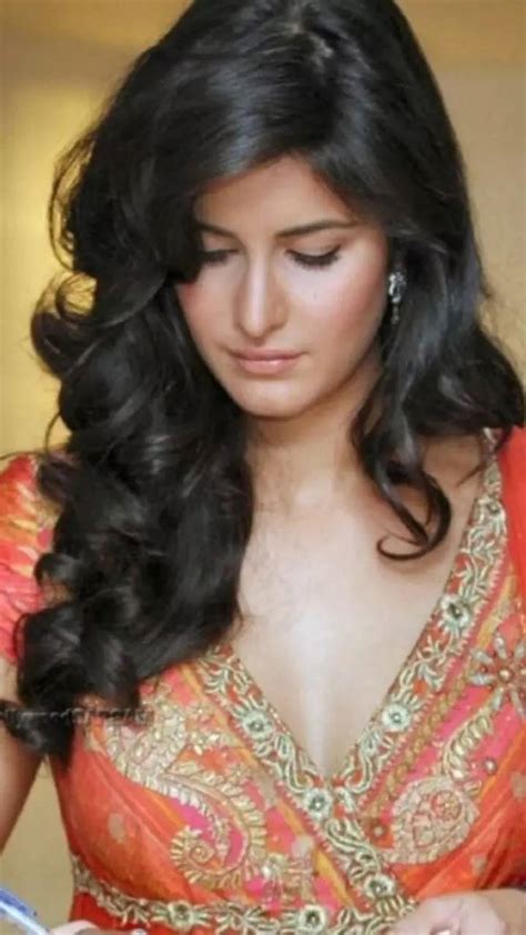 Top 79 Katrina Kaif Hairstyle Photos Vn