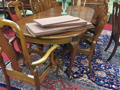 It should be square or rectangular in shape. Pennsylvania House Queen Anne Dining Table ⋆ Bohemian's