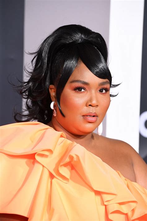 Lizzo At 2019 Amerian Music Awards in Los Angeles ...