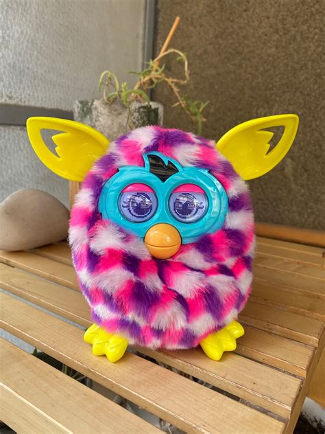 Furby Boom Pink Cubes Working Purple Pink White Interactive Talking