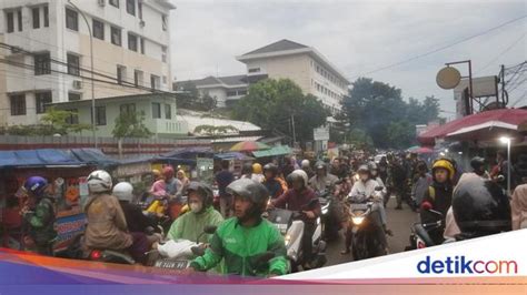 Mirip Itaewon Serunya Berburu Takjil Di Gegerkalong Bandung