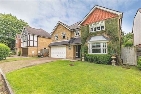 Homes For Sale In Long Lane Hillingdon Uxbridge Ub10 Buy Property