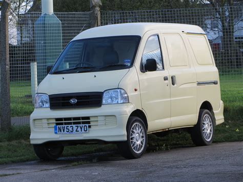 Daihatsu Extol Alan Gold Flickr