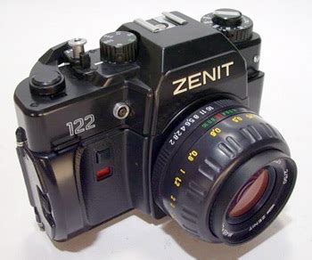 Итак, первым серийным зеркальным фотоаппаратом послевоенного ссср стал, собственно, зенит. Фотоаппарат Зенит-122 - купить в городе Санкт Петербурге ...