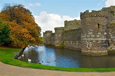 Beaumaris Castle Anglesey Wales With Map And Photos