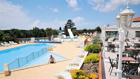 La Pin Parasol Vendee Pool And Restaurant Great View Campsite