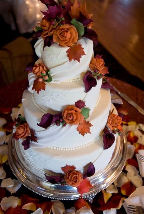 Fall Wedding Cakes Photos