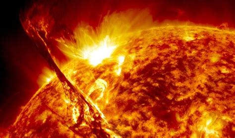 Nasa Missions Measure Solar Flare From 2 Spots In Space