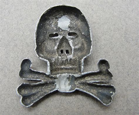 Brunswick Traditions Skull Officers Version Prongs Gone Original
