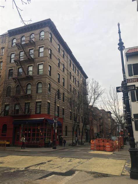 Visiting That Friends Apartment Building In New York City