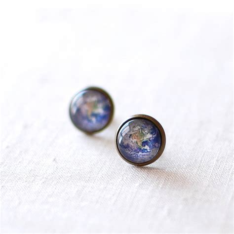Planet Earth Earrings By Juju Treasures