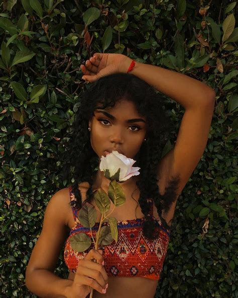 Zzorria Zor Ee Uh🦋🧚🏾‍♀️ Sur Instagram 🌱i Contemplated For A While
