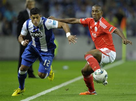 This page displays a detailed overview of the club's current squad. Benfica-FC Porto: duas equipas com o pensamento longe da ...