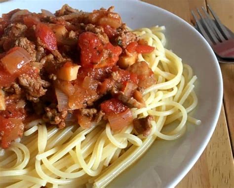 Slimming World Spaghetti Bolognese Syn Free And Super Tasty Zenas