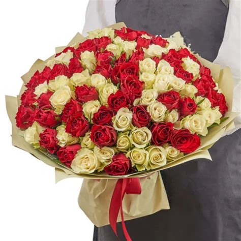 100 Pink Roses Bouquet For Her On Special Day In Sharjah