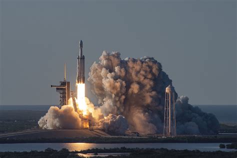 Nasa Taps Spacexs Falcon Heavy Rocket To Launch Mission To Metal