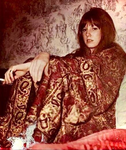 Pamela Courson Not Sure What Year This Was Taken Thedoors