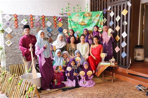 However, before you go open house visiting, it is very important for you to observe the proper etiquette. Perinsuran Hari Raya Open House 2018 | Perinsuran Brokar