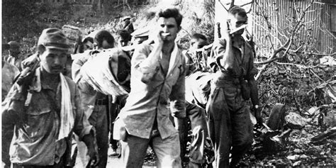 Bataan Death March Photos From World War Ii Business Insider