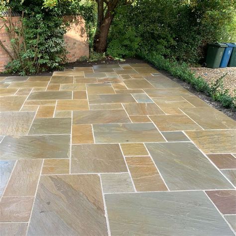 Rippon Buff Indian Sandstone Paving Slabs Patio Packs