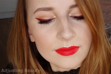Christmas Sparkle Red Winged Liner Red Lips Gold Glitter Best