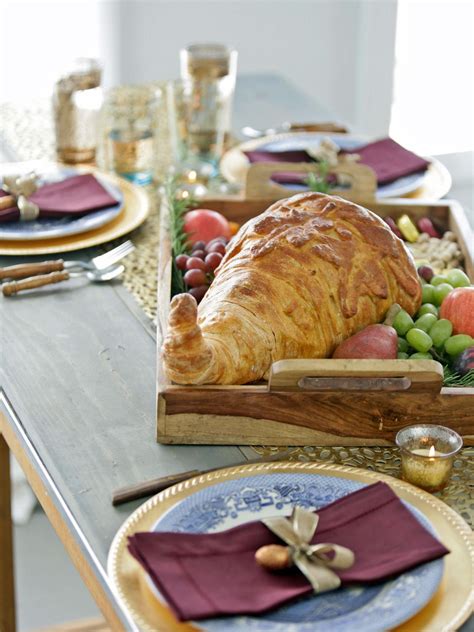 Edible Thanksgiving Centerpiece Make A Bread Cornucopia Hgtv