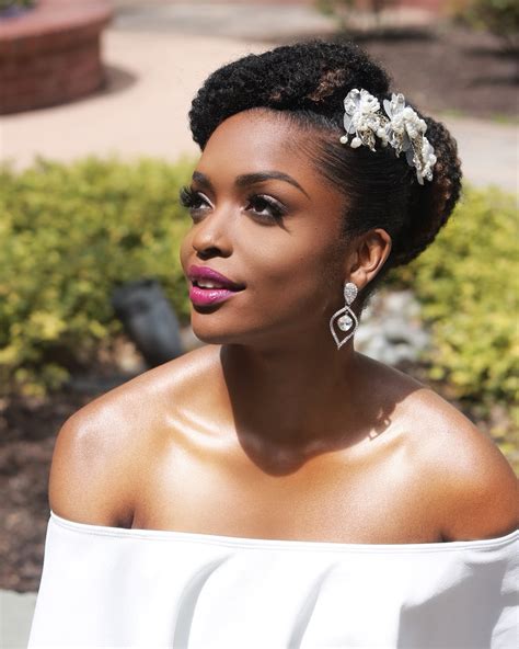 25 Prettiest Prom Hairstyles For Black Girls For 2023