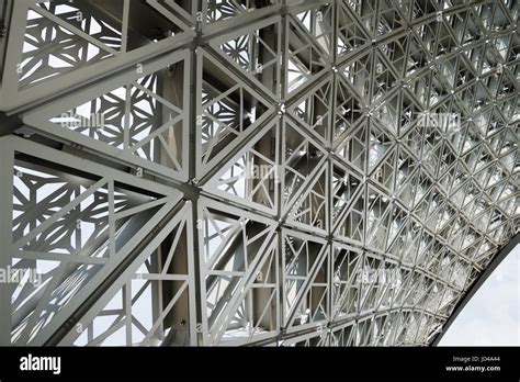 Close Up Of Gridshell Structure Stock Photo Alamy