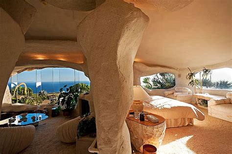 Living Like A Caveman Flintstone House Unusual Homes Malibu Homes