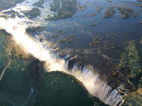 Facts On Victoria Falls Plus Information And History