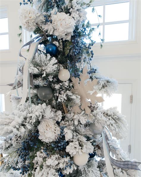 30 White Tree With Blue Ornaments